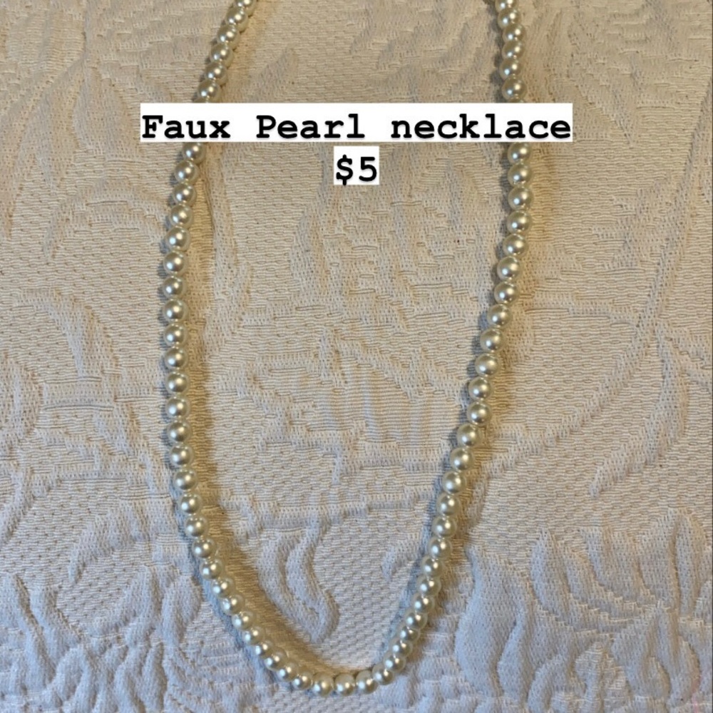 Pearl necklace